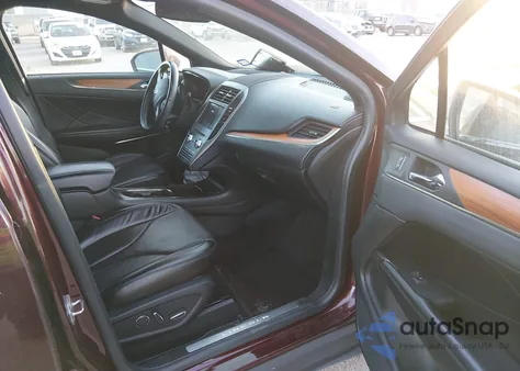 2019 Lincoln Mkc Reserve from USA, damaged, VIN 5LMCJ3D91KUL06309